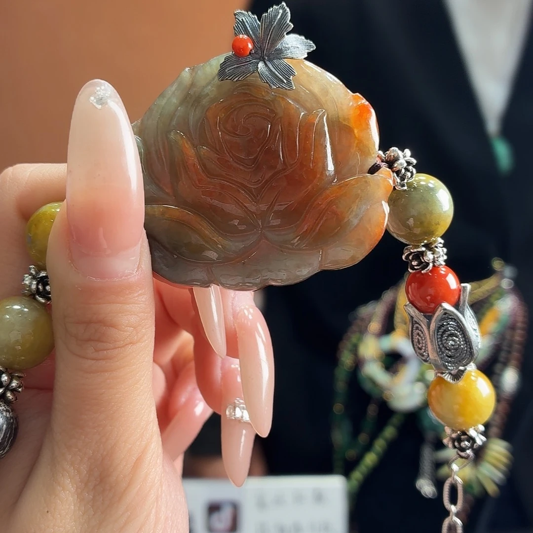 翡翠未镶嵌耳饰手链