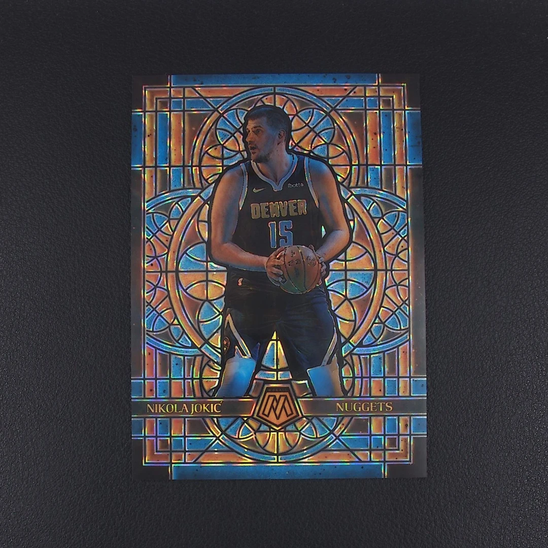 尼古拉·约基奇 NBA国宝手提签字球星卡
