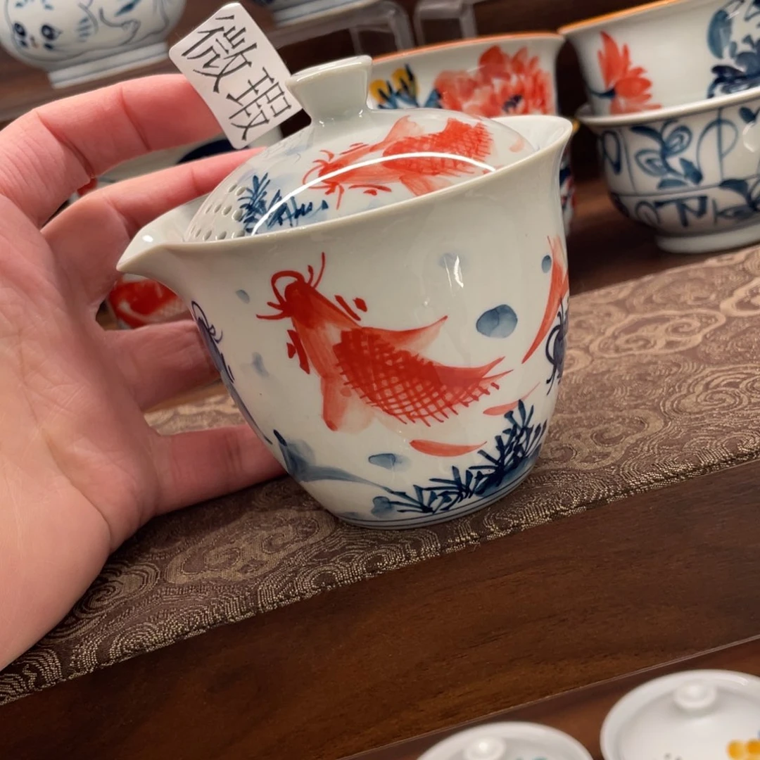 釉下手绘茶具微瑕