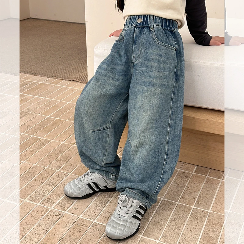 艾摩贝贝高品质好版型中大小女童秋季洋气时髦复古拼接做旧牛仔裤