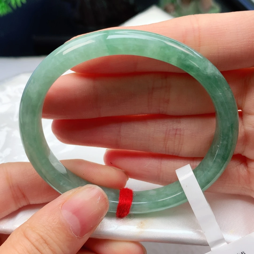 翡翠手镯未镶嵌翡翠手镯53贵妃