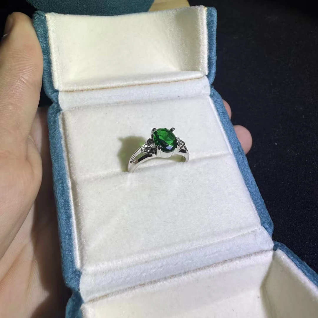 祖母绿（处理）阿联酋-典藏轻奢祖母绿宝石-精工戒指WHD1