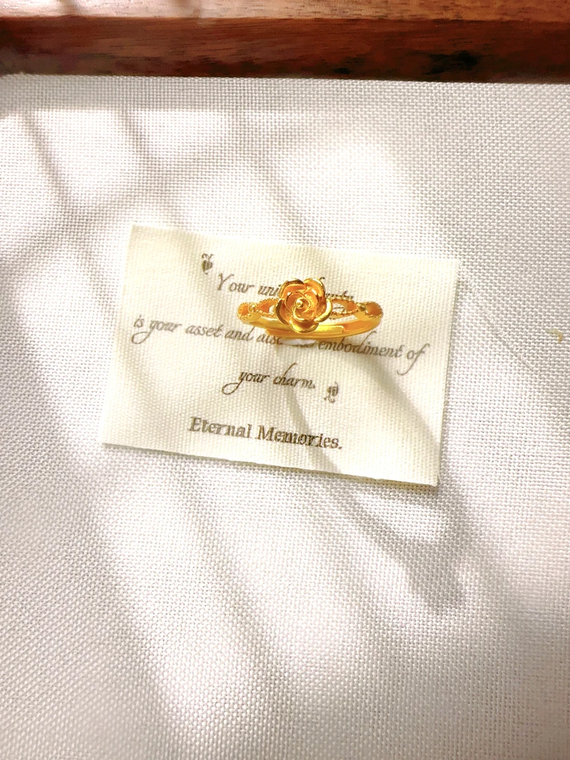 金色立体环环相扣玫瑰花戒指5002