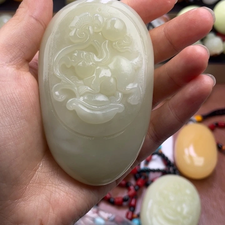 瀚***爷石材天然古青石手把件