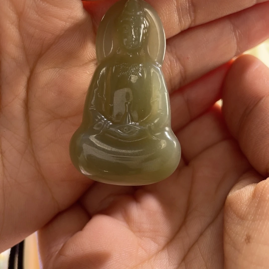 三***画和田玉未镶嵌颈饰