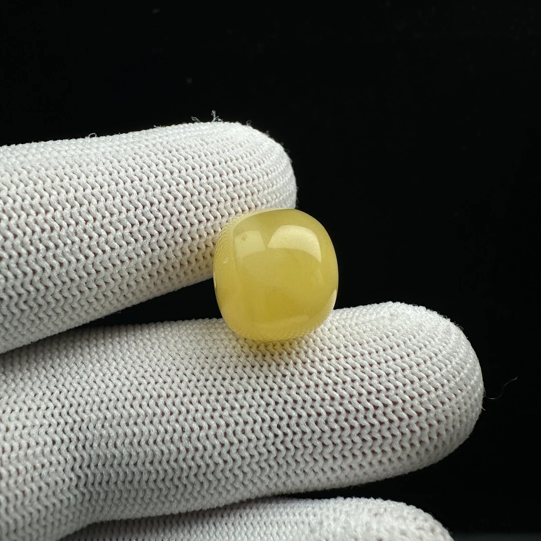 B3521天然原矿俄料蜜蜡 瑕疵墩子 14.2*12.6mm支持复检