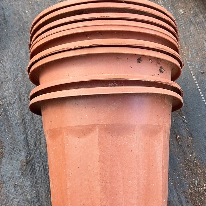 塑料口径22 高度20 红砖 一组10个