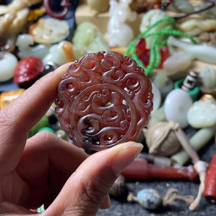 和田玉未镶嵌吊坠(不含链)