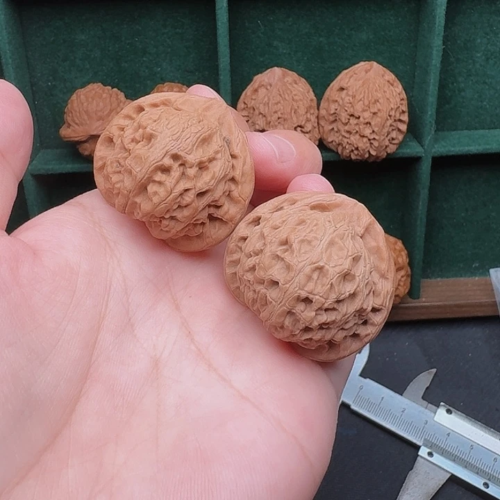 文玩核桃把件全品36尺宫灯