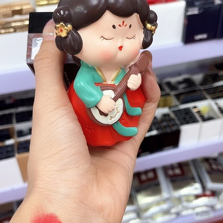 瓷片四宫格粉散陶瓷娃娃