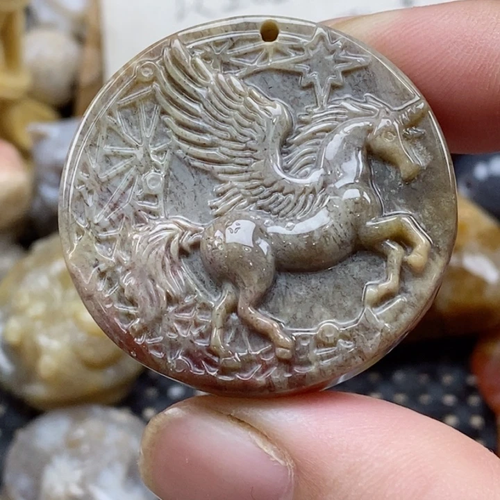 颈饰未镶嵌硅化珊瑚（珊瑚玉）小