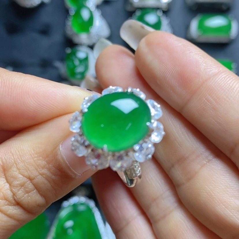 【闪购商品】翡翠挂件未镶嵌蛋面女戒