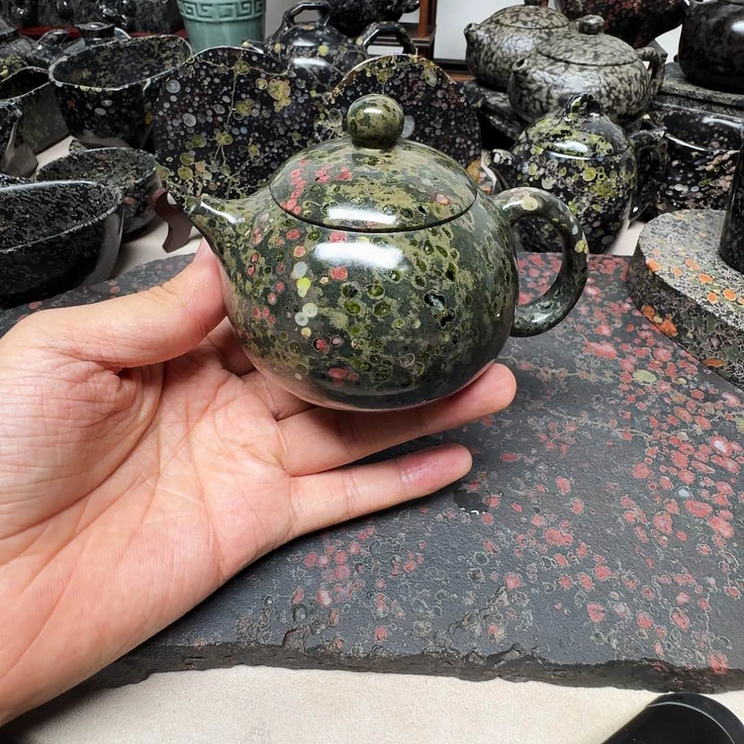 军***家梅花玉精品西施壶