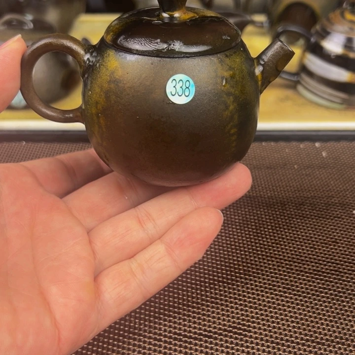 小***萱乘风茶器——壶338号