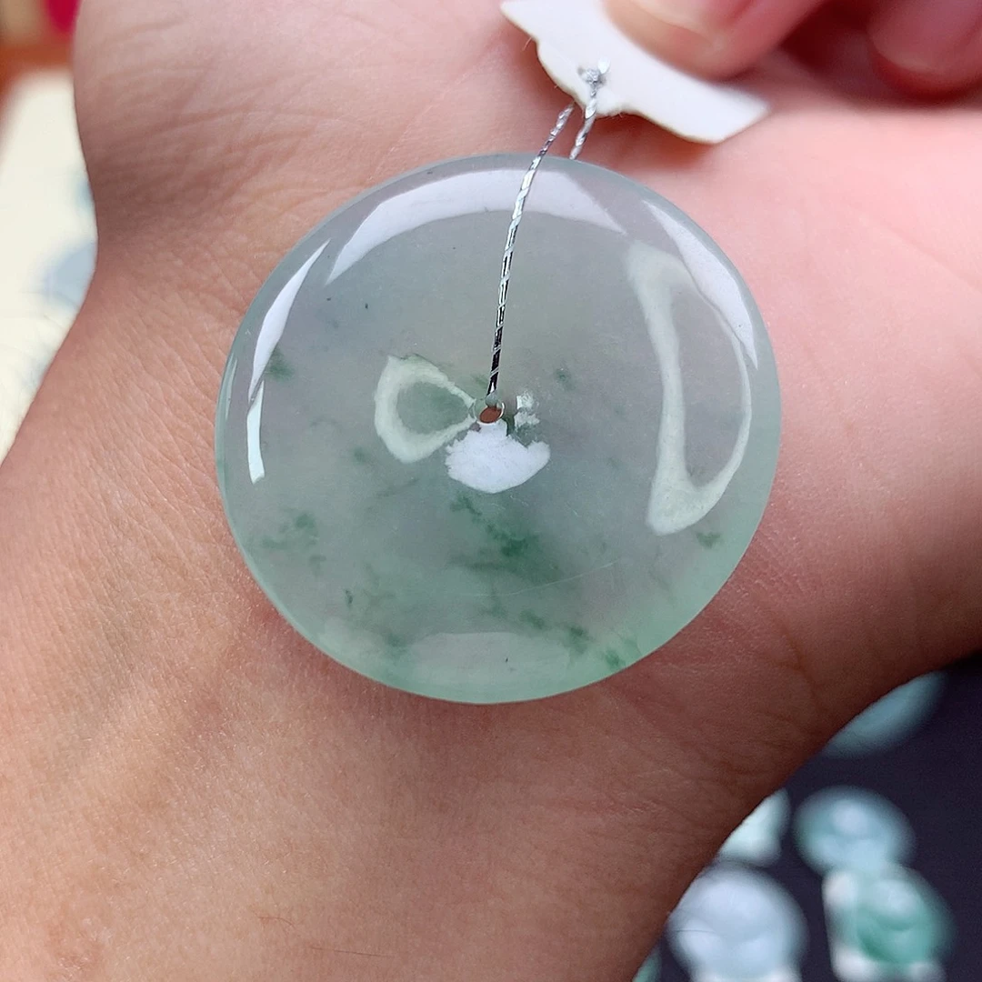 翡翠未镶嵌颈饰38 尺寸31.7-5.4