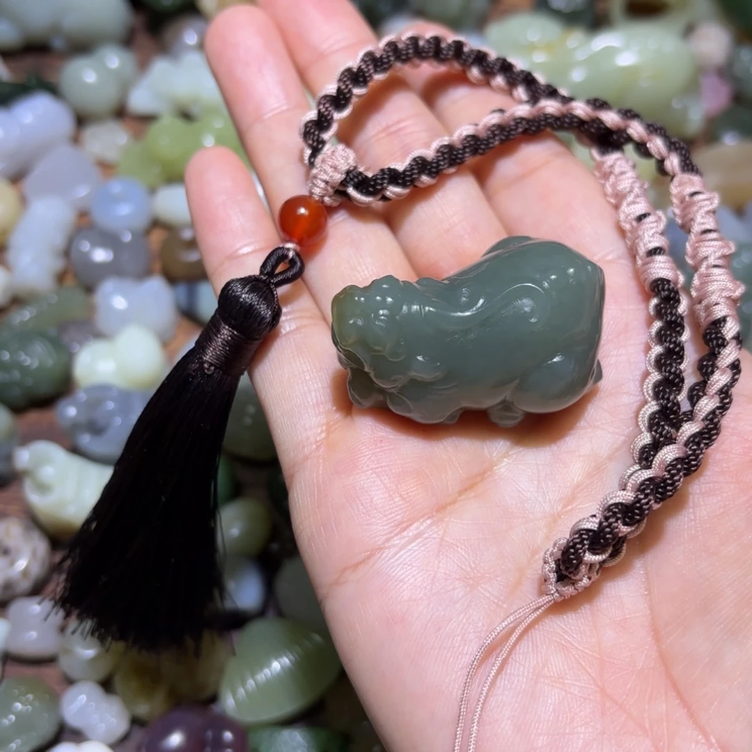 和田玉未镶嵌珠宝半成品