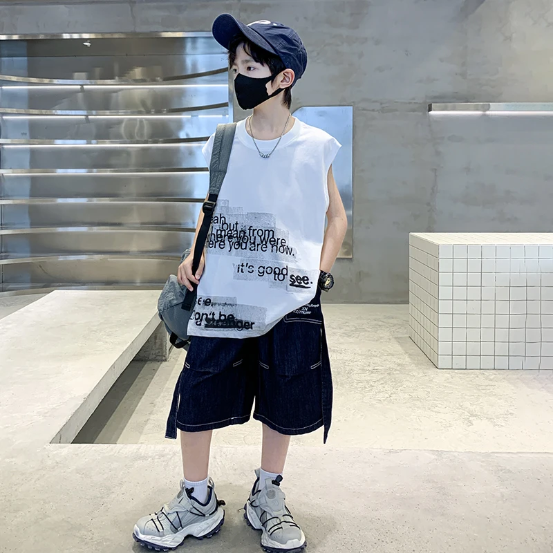 男童夏季无袖套装2025新款夏款背心中大儿童男孩薄款帅气时髦潮酷