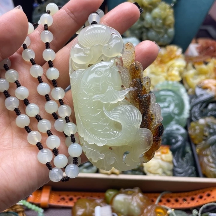 蛇纹石玉未镶嵌挂件