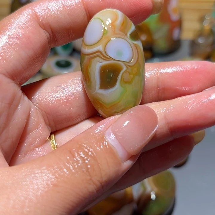 未镶嵌颈饰玛瑙/玉髓