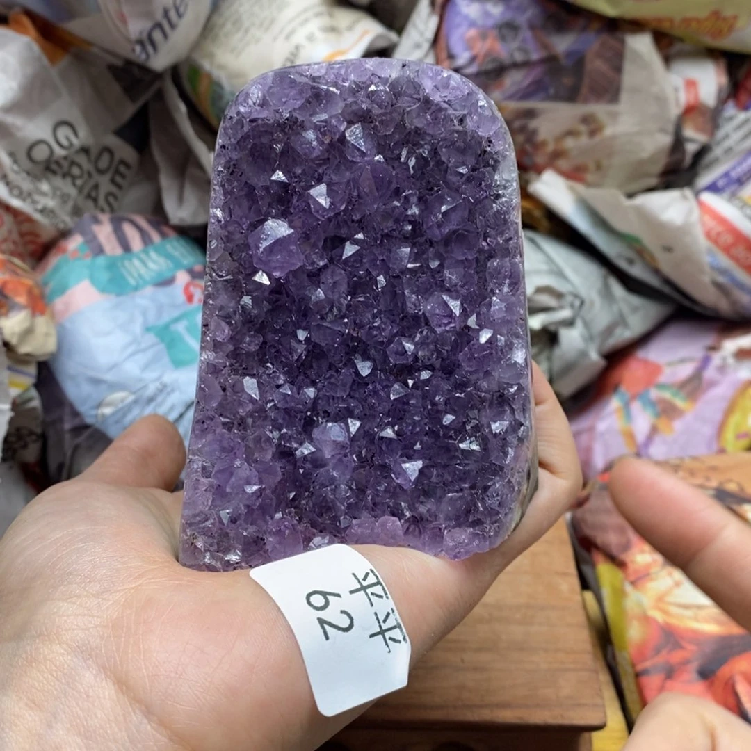 紫晶乌拉圭未镶嵌