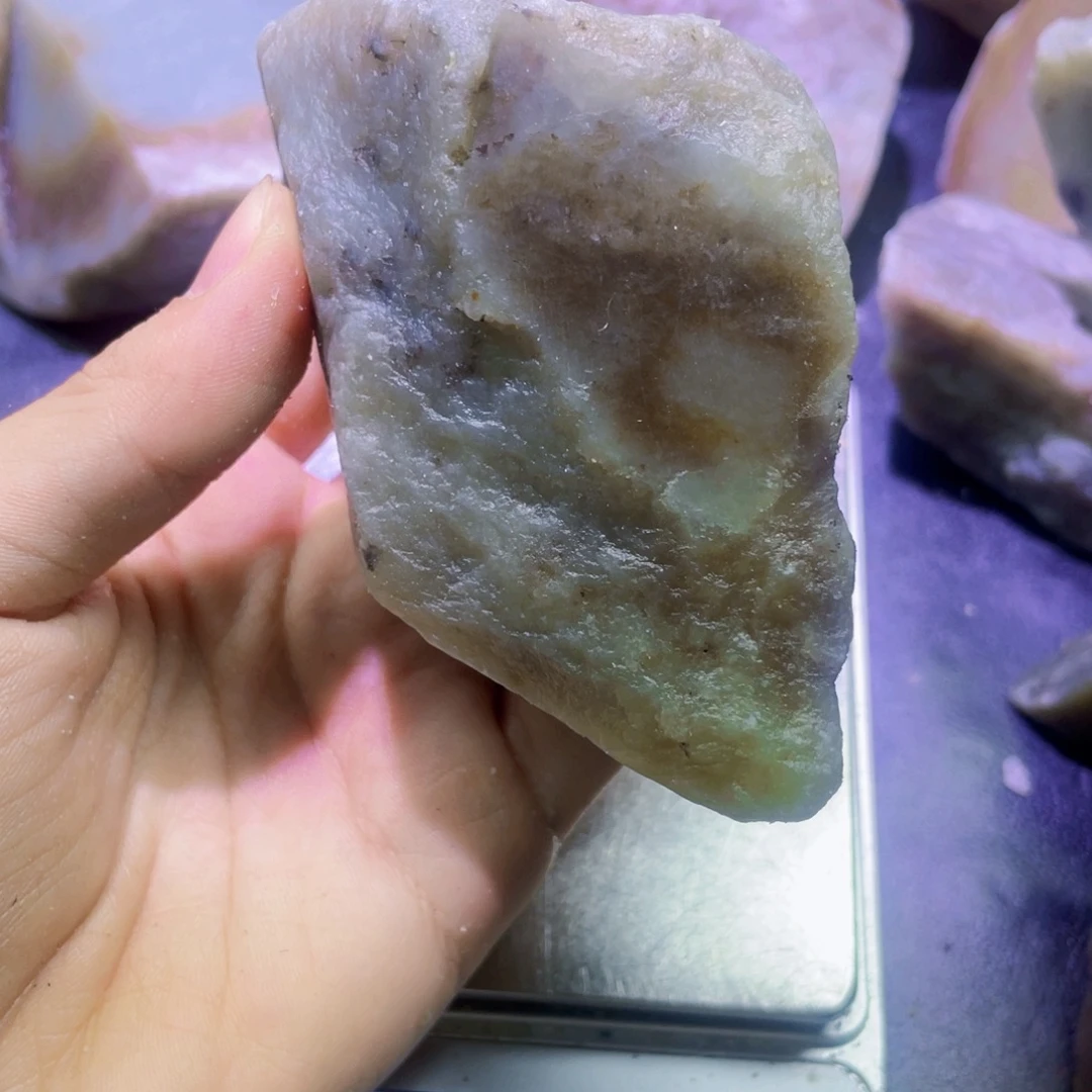 和田玉未镶嵌珠宝半成品