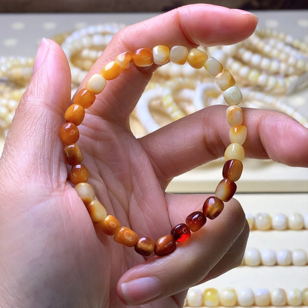 琥珀裸石未镶嵌6左右毫米