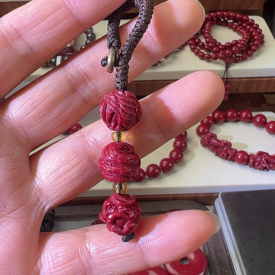 天然辰砂三合钥匙扣