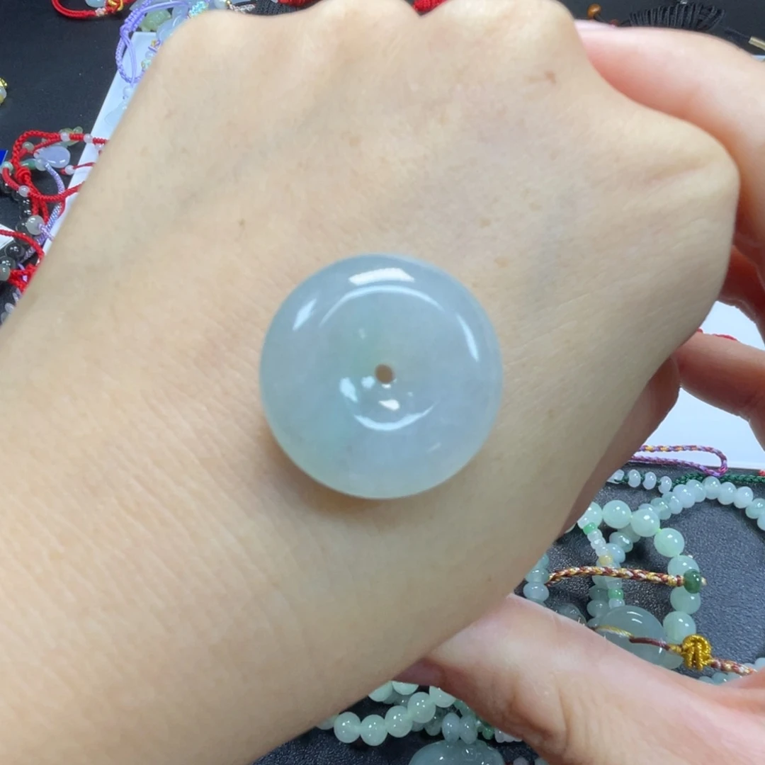 指****翡翠挂件未镶嵌平安扣