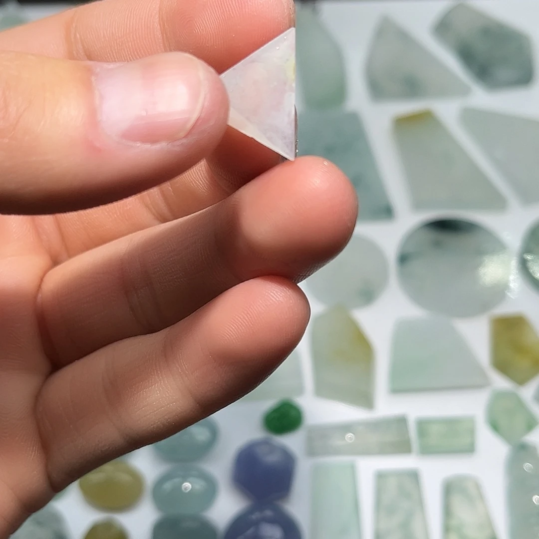 翡翠未镶嵌颈饰5688