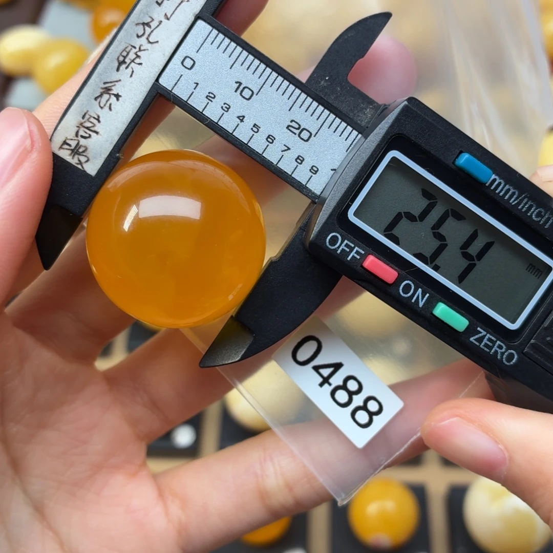 x***e蜜蜡未镶嵌裸石蜜蜡微瑕