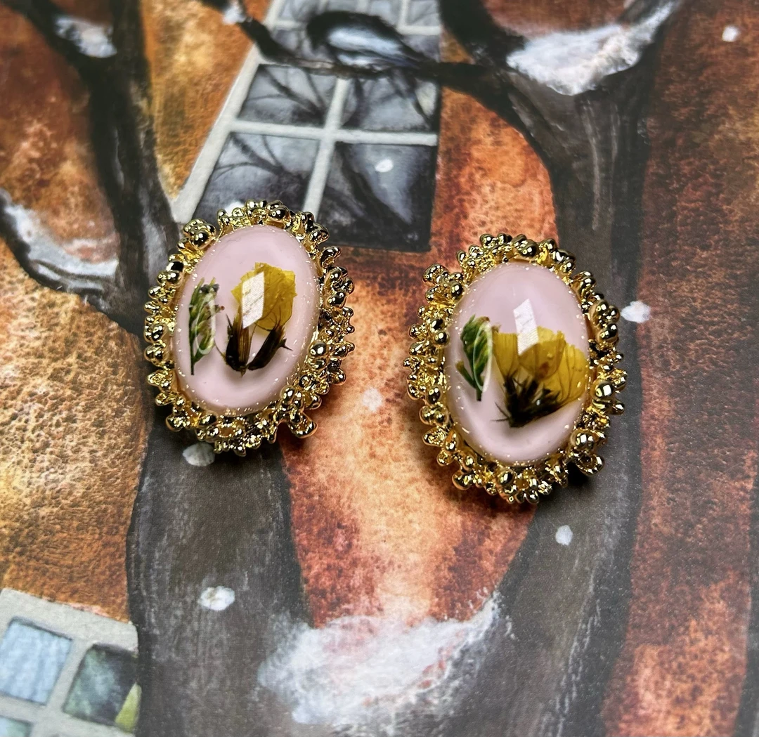 铜合金耳饰 【8267】欧美夸张设计耳环高级感中古油画高端干花耳饰