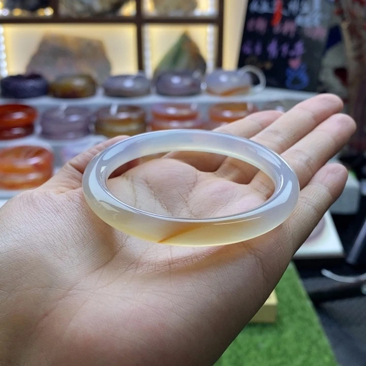 手镯玛瑙/玉髓未镶嵌