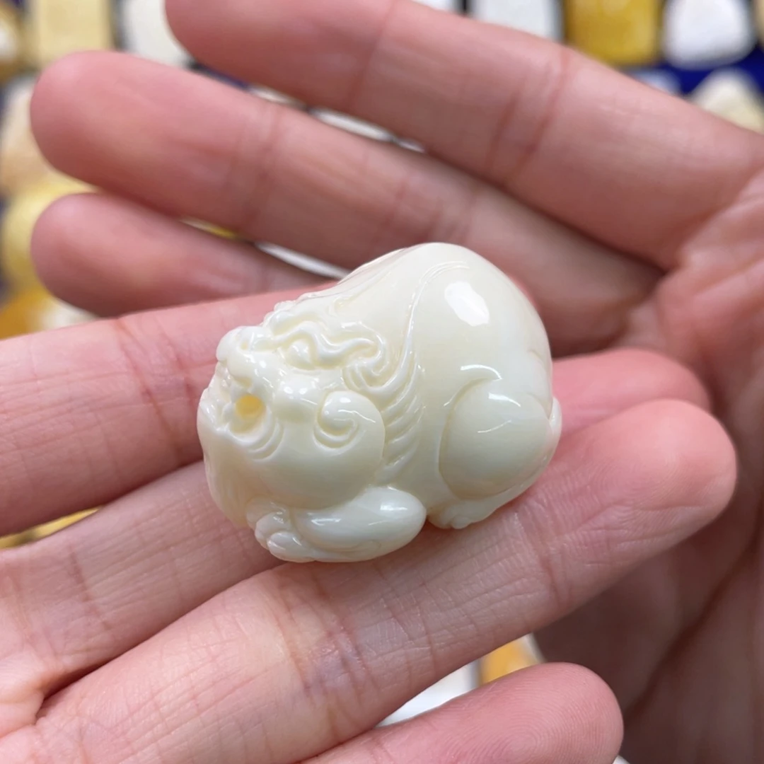 蜜蜡裸石未镶嵌琥珀蜜蜡貔貅吊坠