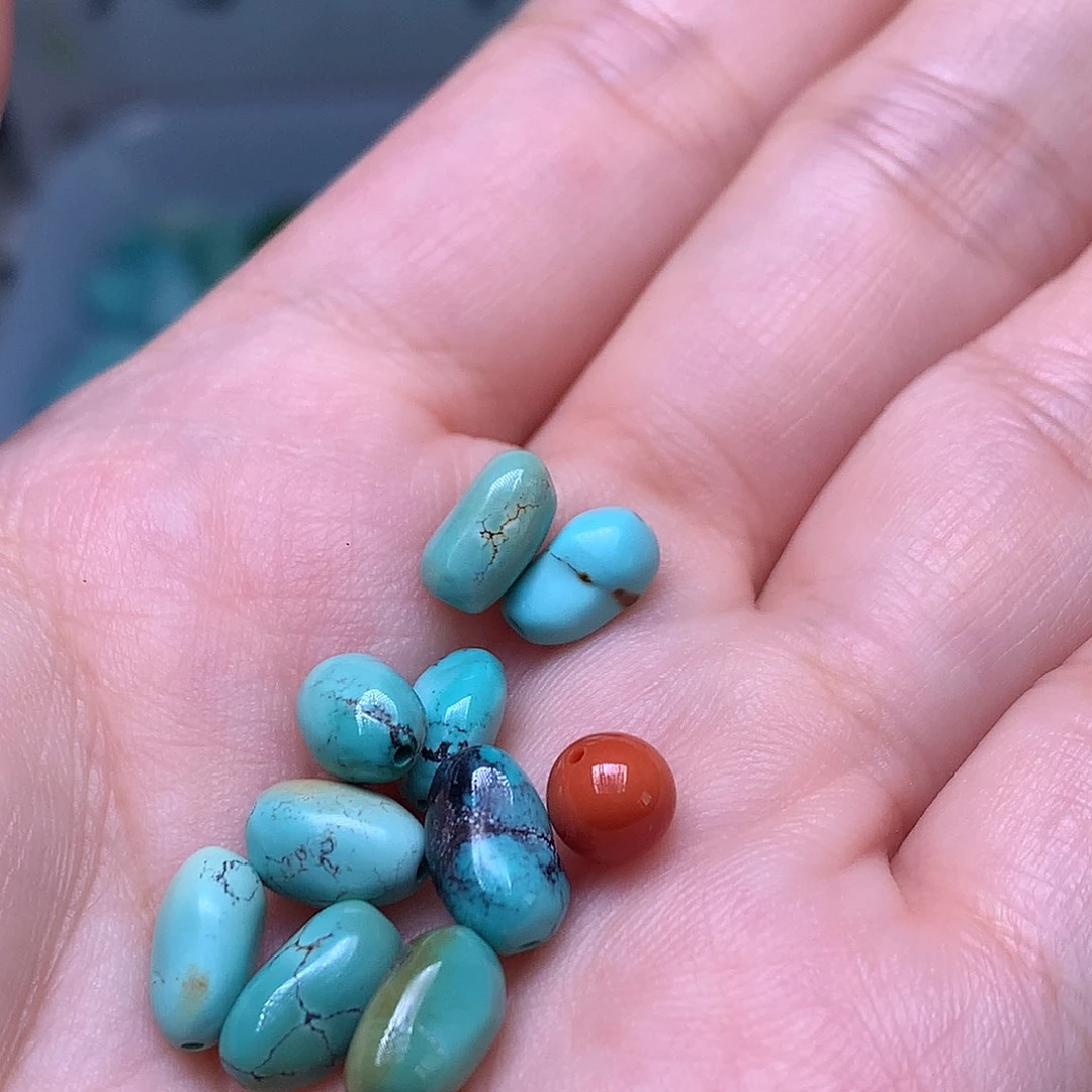 南红玛瑙未镶嵌珠宝奇石