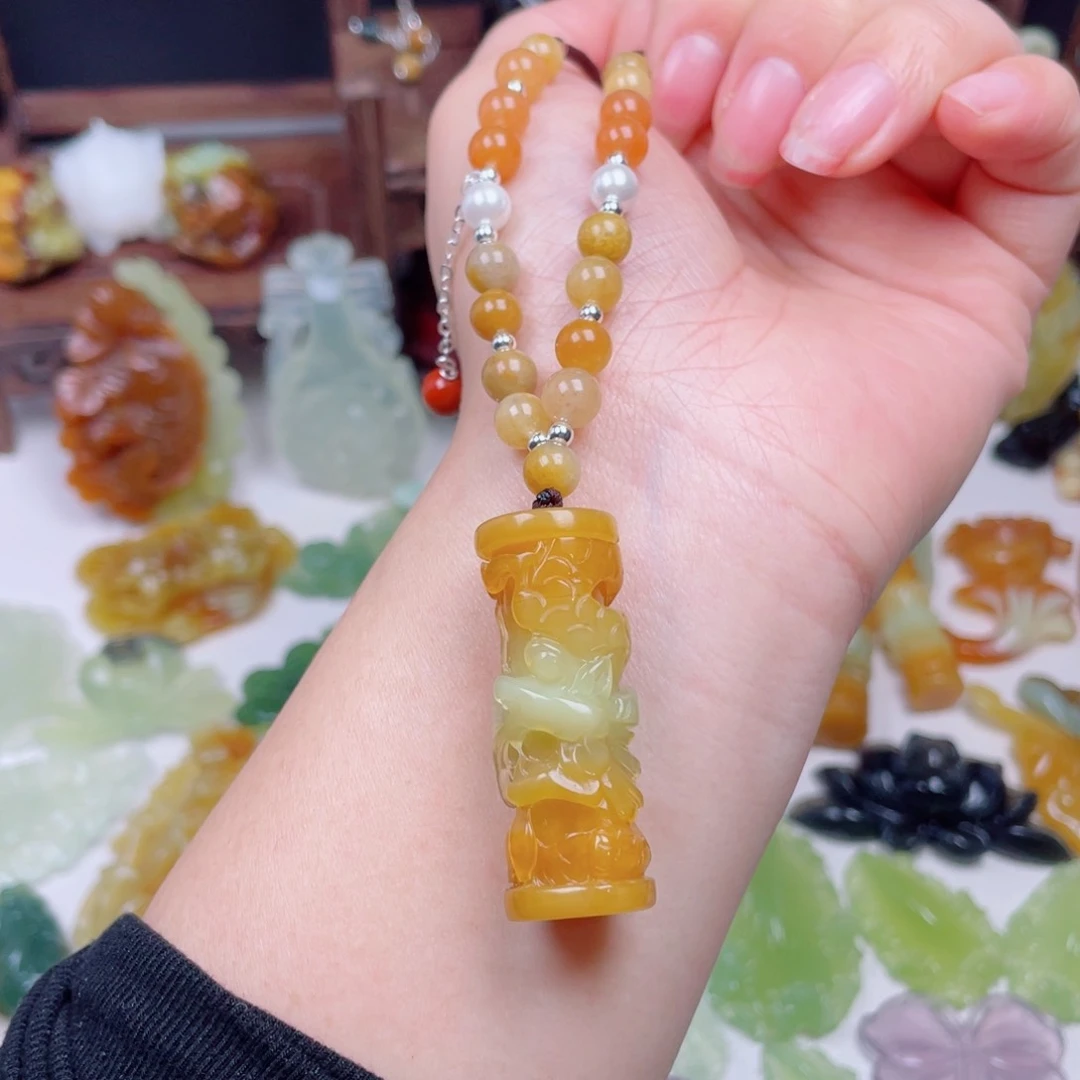 蛇纹石玉未镶嵌颈饰