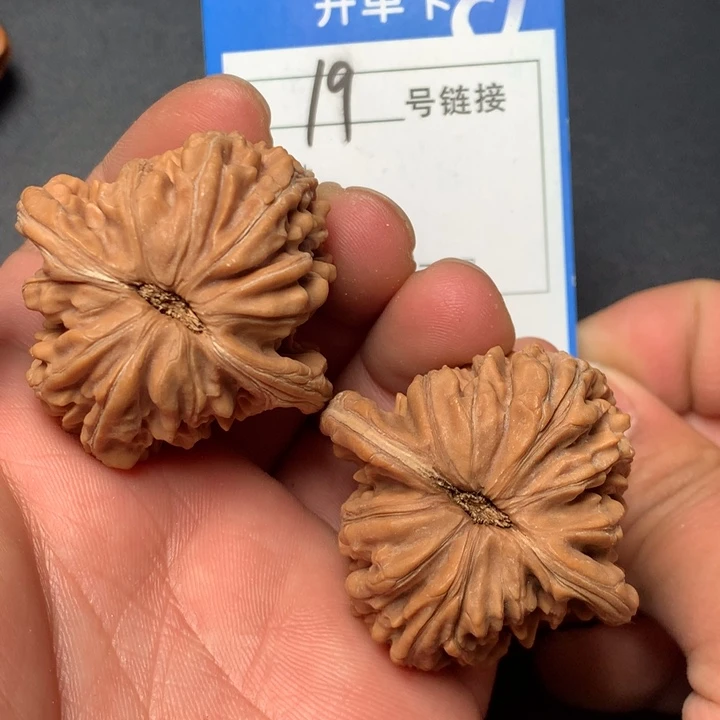 文玩核桃把件43四座楼19