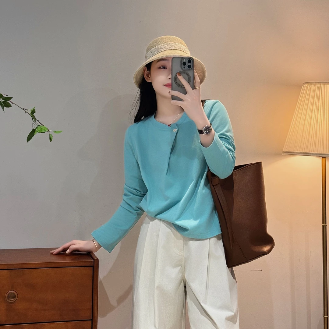 今婷韩系时尚百搭宽松设计感一粒扣圆领套头长袖T恤女--J25106309