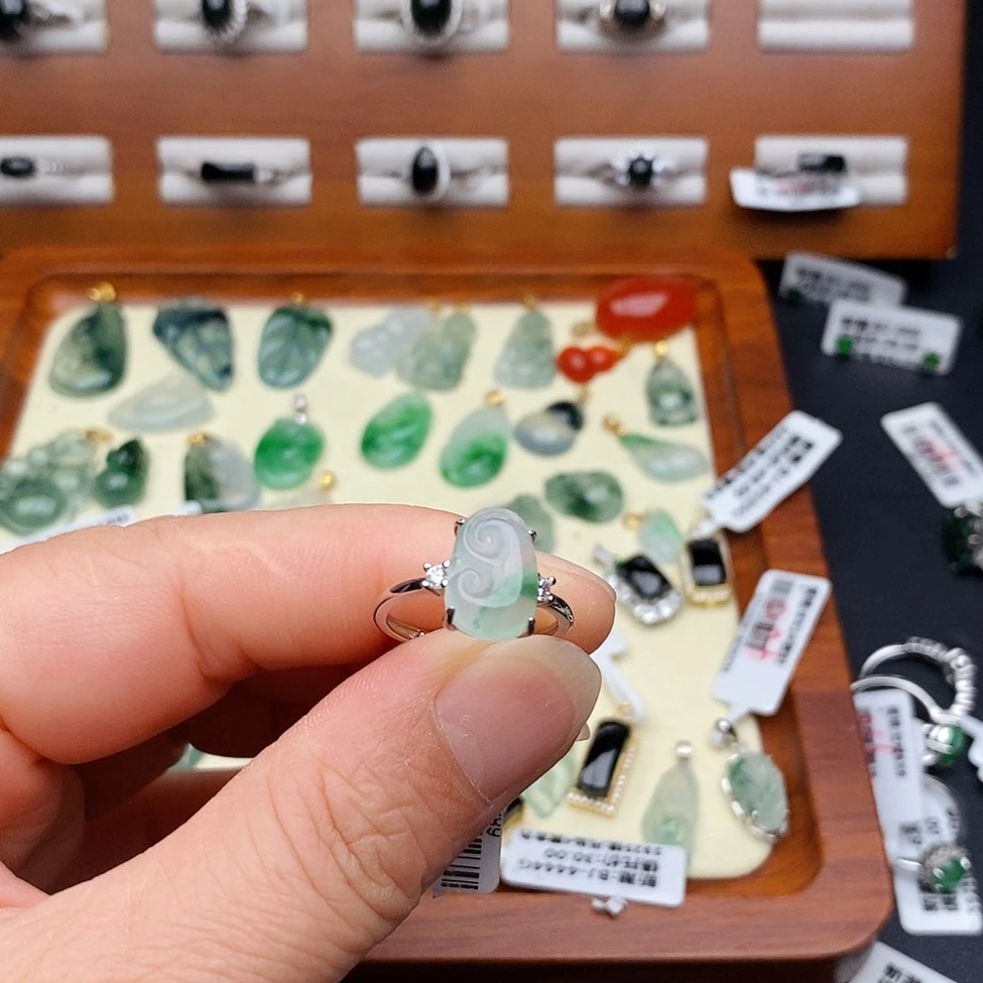 翡翠戒指银S925镶嵌