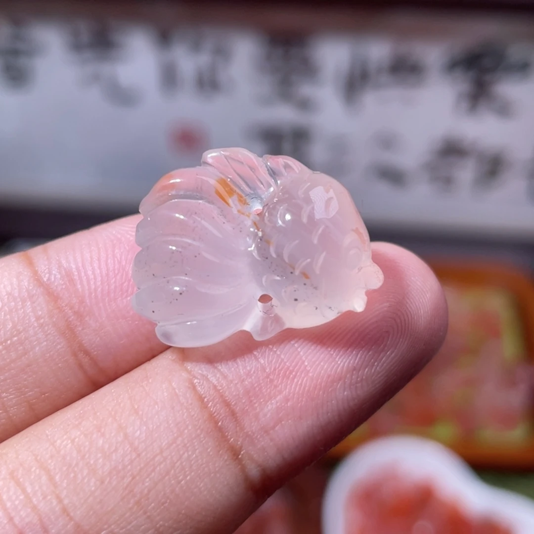 南红玛瑙未镶嵌挂件6868