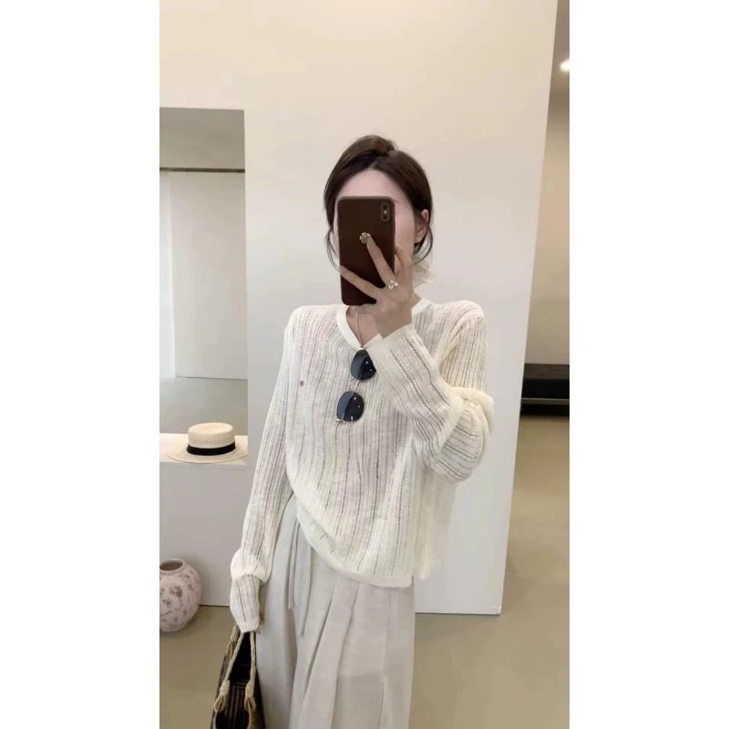 《琪琪家》春夏季新款重工设计后背开叉排扣显瘦减龄针织上衣518-S