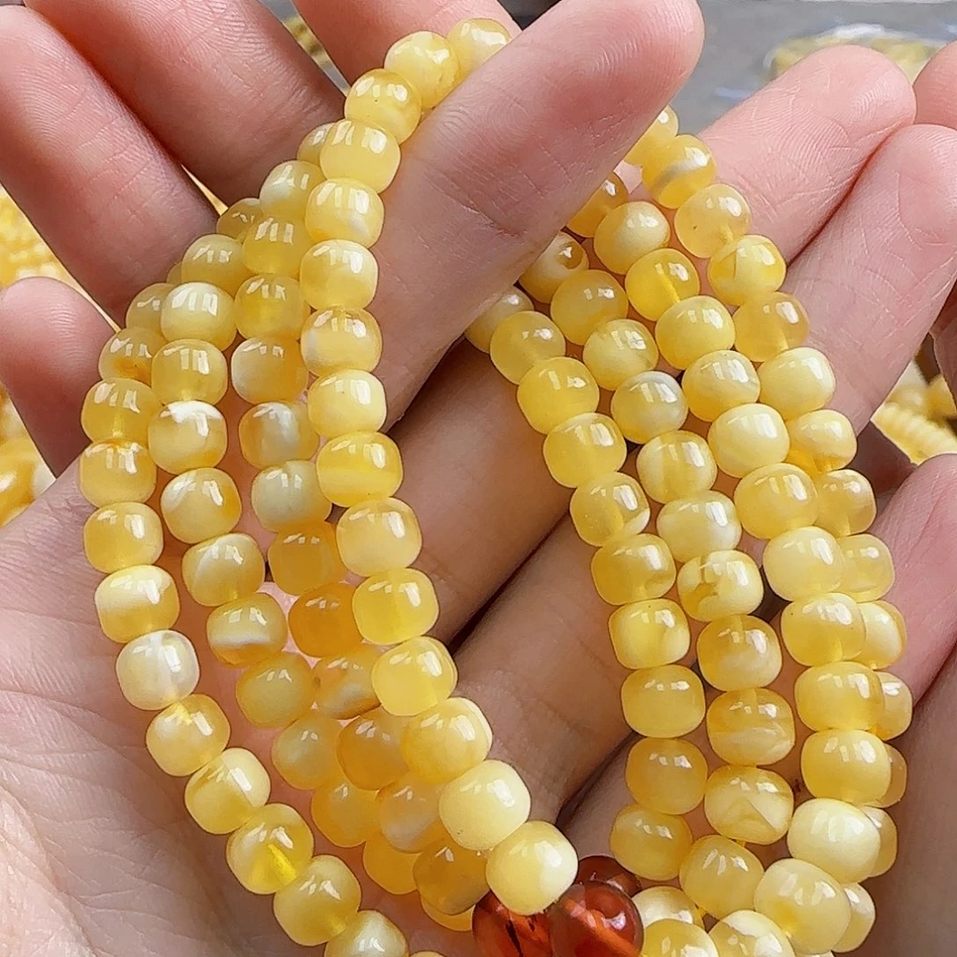 蜜蜡未镶嵌珠宝奇石