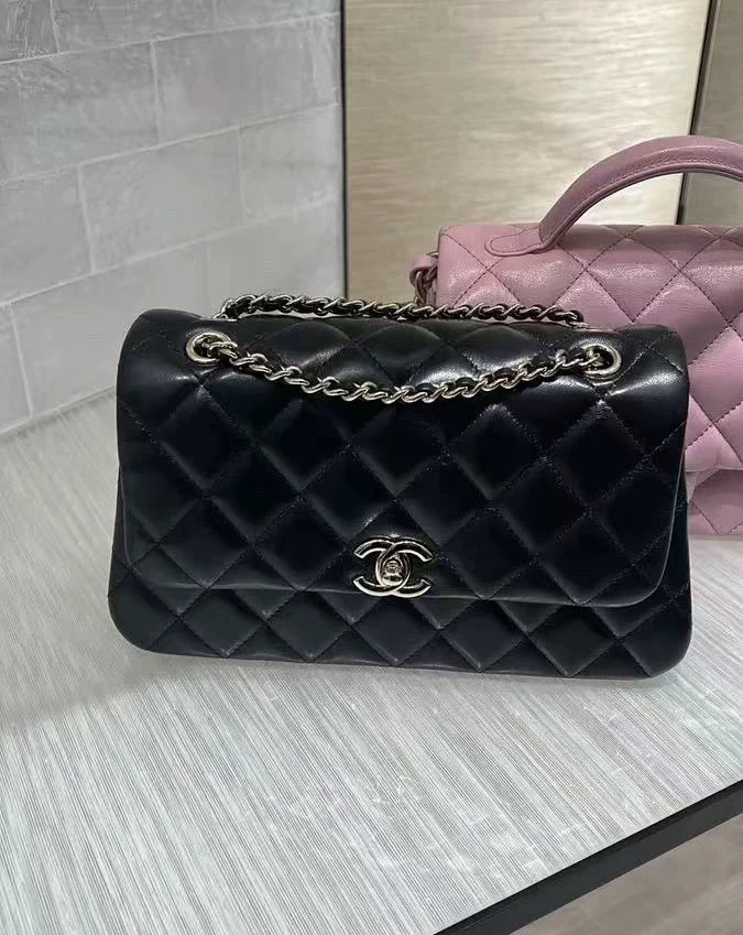 未使用 Chanel/香奈儿 25s云朵盖包奢侈黑金