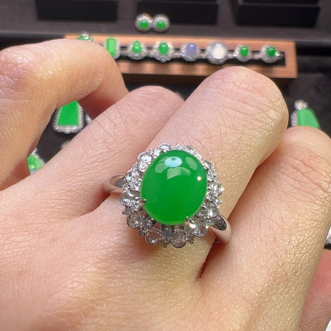 翡翠戒指18K金镶嵌收到货48小时鉴赏期