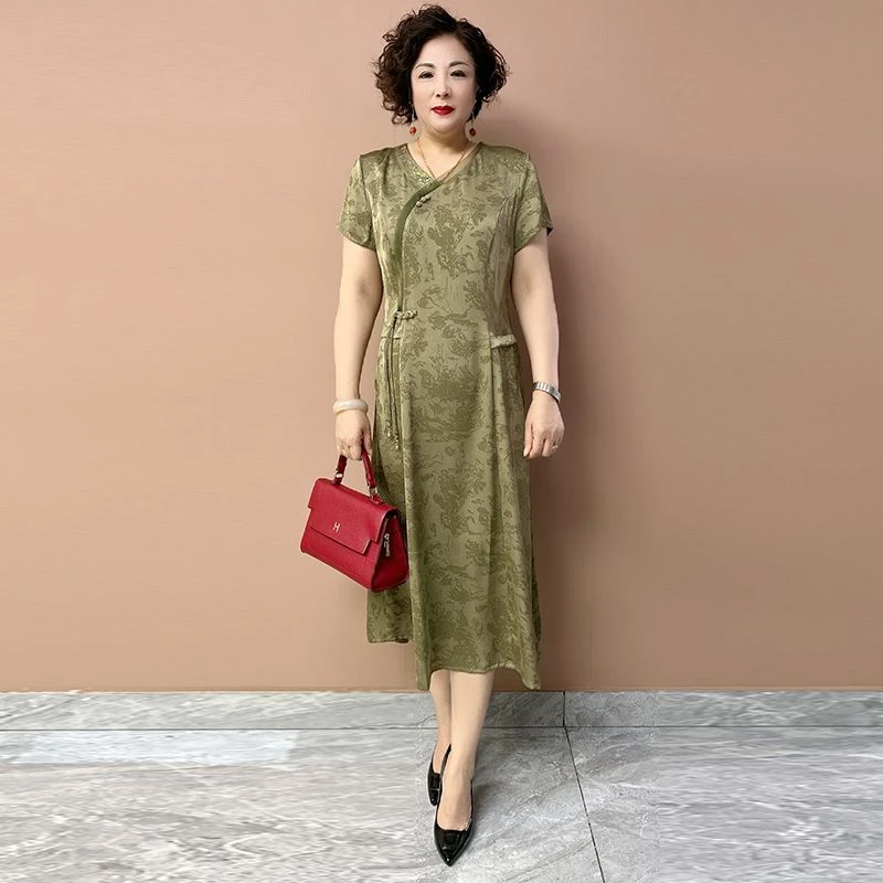 新款夏季天丝气质连衣裙太太妈妈女高端收腰短袖过膝大码遮肉裙子