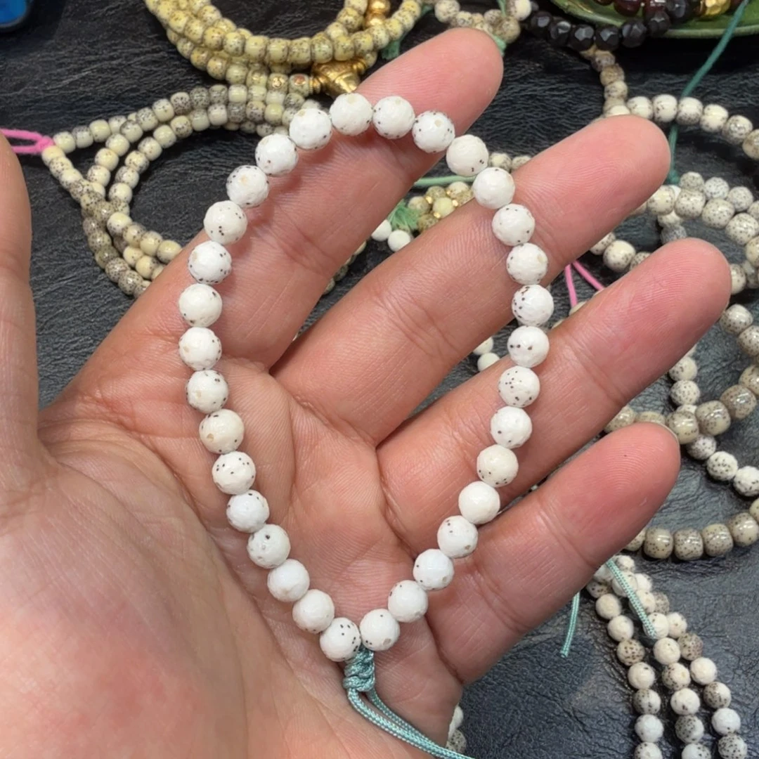 手串星月菩提 7改荔枝纹手持。