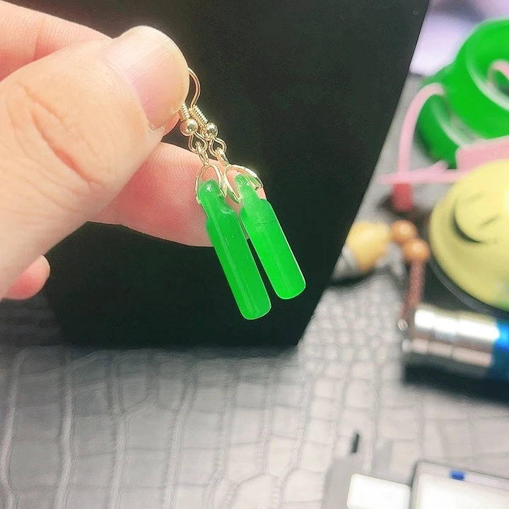 颈饰14K金镶嵌翡翠