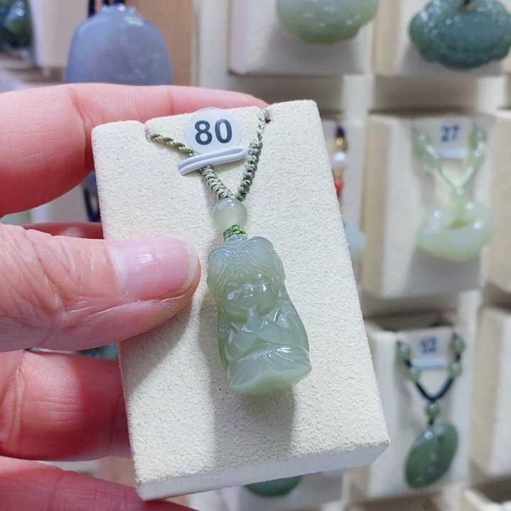 和田玉未镶嵌颈饰