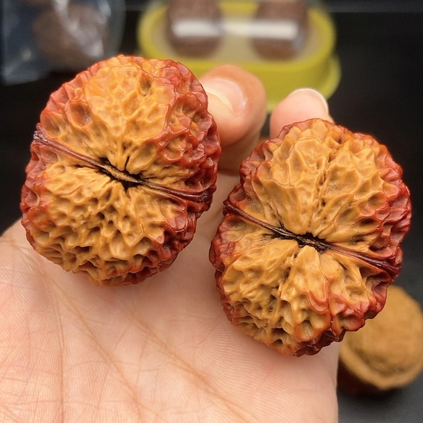 【闪购商品】把件文玩核桃41尺铁绣球51.8克