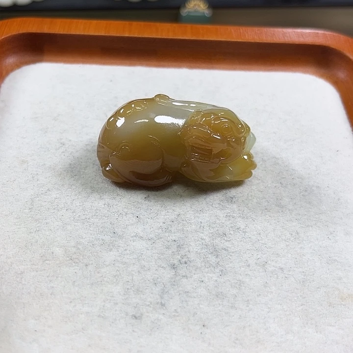 和田玉未镶嵌戒指
