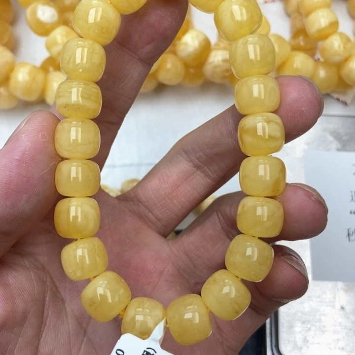 琥珀未镶嵌珠宝奇石38